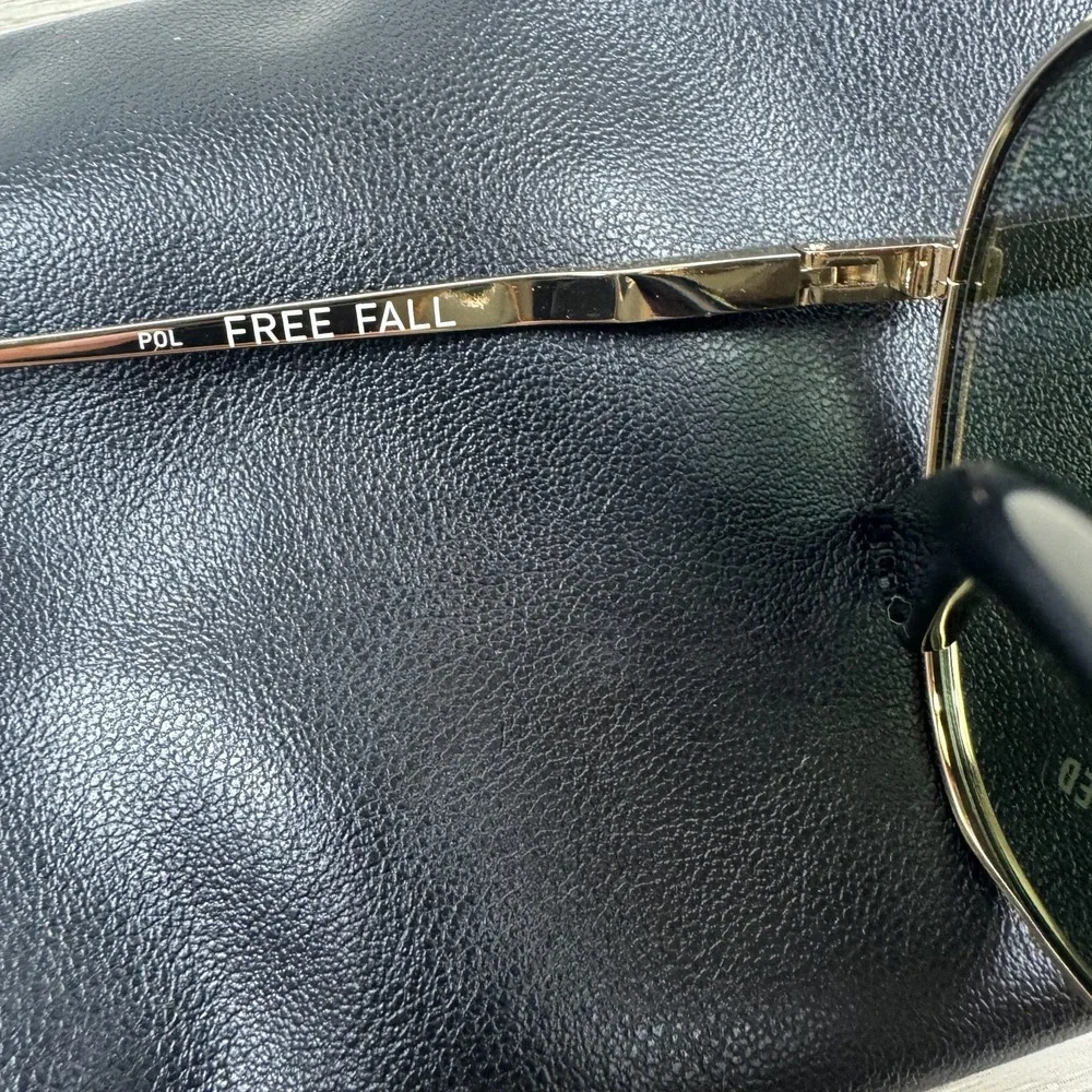 Quay Free Fall Polarized Aviator Sunglasses Gold Frame Green Lens